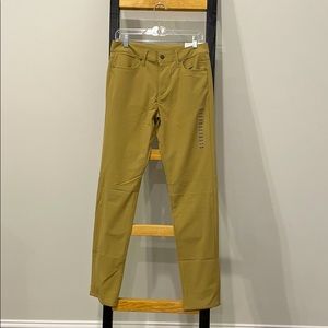 Men’s American Eagle Active Flex Slim Pant